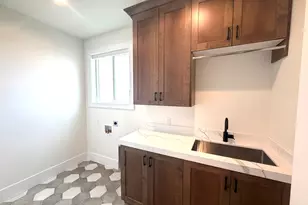 521 E Gilmour St, Grantsville, UT 84029 - Photo 24