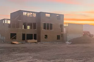 521 E Gilmour St, Grantsville, UT 84029 - Photo 6