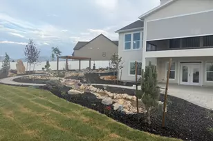 521 E Gilmour St, Grantsville, UT 84029 - Photo 2