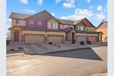 233 E Baycrest Dr, Saratoga Springs, UT 84045 - Photo 4