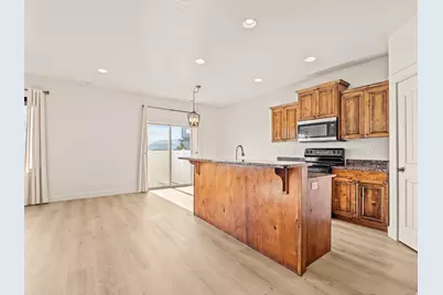 233 E Baycrest Dr, Saratoga Springs, UT 84045 - Photo 16