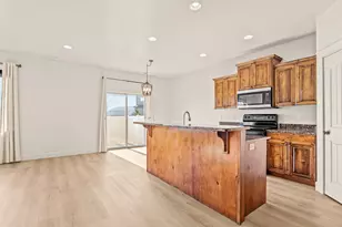 233 E Baycrest Dr, Saratoga Springs, UT 84045 - Photo 16