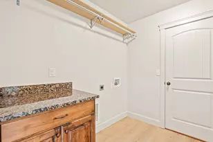 233 E Baycrest Dr, Saratoga Springs, UT 84045 - Photo 30