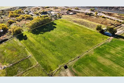 435 S Tbd E. Berry Ln, Leeds, UT 84746 - Photo 2