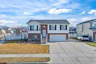 4602 S 4000 W, Roy, UT 84067 - Photo 40