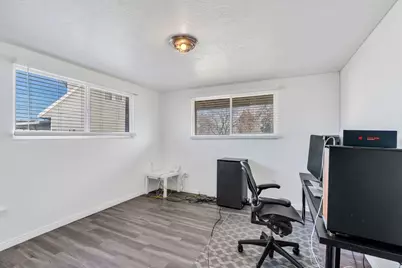 6266 S Margray Dr, Taylorsville, UT 84129 - Photo 12