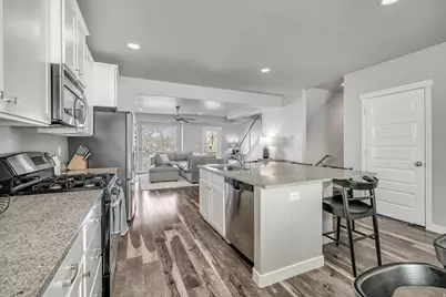 36 W Tytus Dr, Murray, UT 84107 - Photo 10