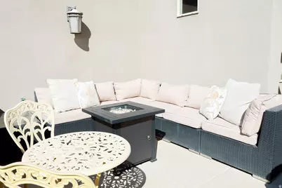 2063 N Coral Ridge Dr, Washington, UT 84780 - Photo 18