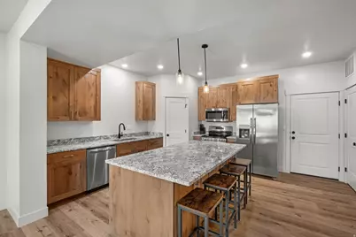 421 E White Sands Way #B, Orderville, UT 84758 - Photo 4