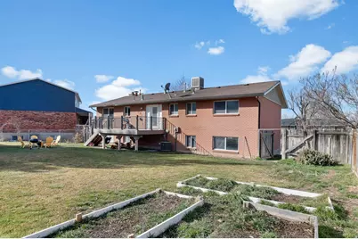 1156 N Cherrywood Dr E, Layton, UT 84040 - Photo 28