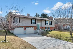 1156 N Cherrywood Dr E, Layton, UT 84040 - Photo 2