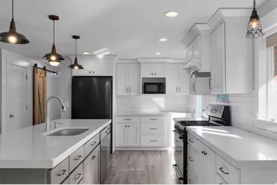 1156 N Cherrywood Dr E, Layton, UT 84040 - Photo 10