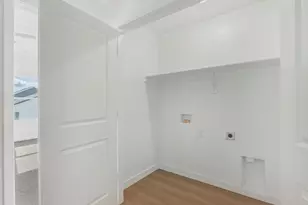 1536 E Pheasant Rd, Eagle Mountain, UT 84005 - Photo 8