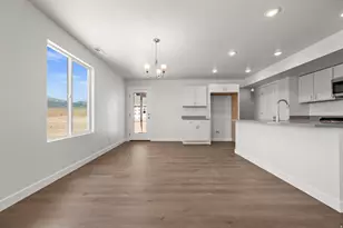 1554 E Pheasant Rd, Eagle Mountain, UT 84005 - Photo 4