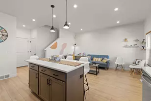 9340 N Vernham Ln E, Eagle Mountain, UT 84005 - Photo 12