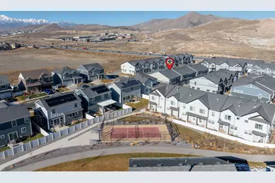 9340 N Vernham Ln E #207, Eagle Mountain, UT 84005 - Photo 38