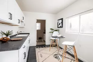 372 N Oakley St W, Salt Lake City, UT 84116 - Photo 10