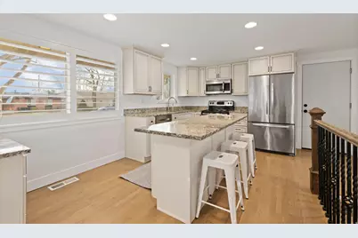 1611 E Deauville Ave S, Murray, UT 84121 - Photo 4