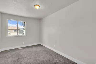 4678 W 3100 S, West Valley, UT 84120 - Photo 20