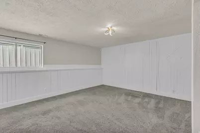 4678 W 3100 S, West Valley, UT 84120 - Photo 28