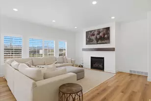 12772 S McCartney Wy, Riverton, UT 84065 - Photo 4