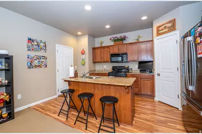 5432 W Brentford Ct, West Valley, UT 84120 - Photo 22