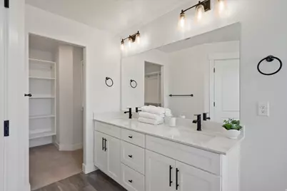 4665 N Eyrie Peak Ln E, Eagle Mountain, UT 84005 - Photo 16