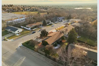 815 E Oxford Dr N, Kaysville, UT 84037 - Photo 42