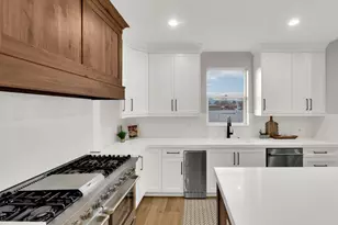 11710 S Myers Park Ln W, Riverton, UT 84065 - Photo 16