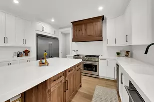 11710 S Myers Park Ln W, Riverton, UT 84065 - Photo 14