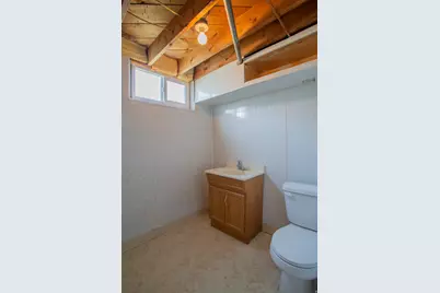 332 N 300 W, Bountiful, UT 84010 - Photo 18