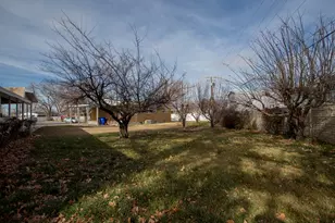 332 N 300 W, Bountiful, UT 84010 - Photo 6
