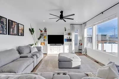 7940 N Seattle Slew Rd, Eagle Mountain, UT 84005 - Photo 6