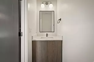 597 E Savvy Cv, Salt Lake City, UT 84107 - Photo 24