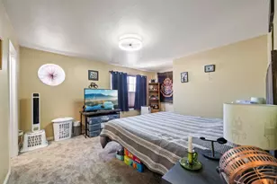 179 W 2525 N, Harrisville, UT 84414 - Photo 10