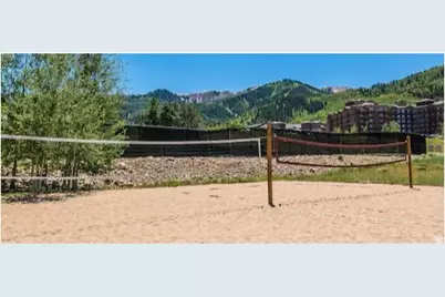 2025 Canyons Resort Dr #I8, Park City, UT 84098 - Photo 32