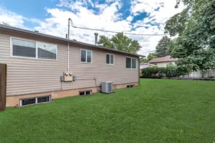 3379 S 2410 E, Millcreek, UT 84109 - Photo 4