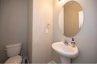 4088 E Oakland Hills Dr, Eagle Mountain, UT 84005 - Photo 16