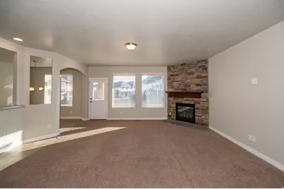 4088 E Oakland Hills Dr, Eagle Mountain, UT 84005 - Photo 6