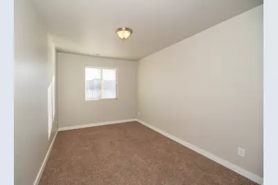 4088 E Oakland Hills Dr, Eagle Mountain, UT 84005 - Photo 26