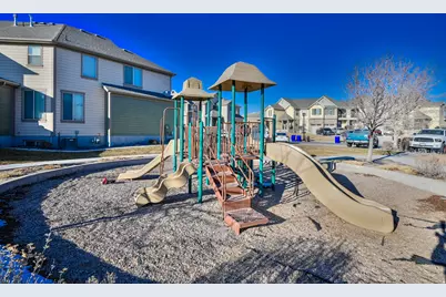4088 E Oakland Hills Dr, Eagle Mountain, UT 84005 - Photo 38