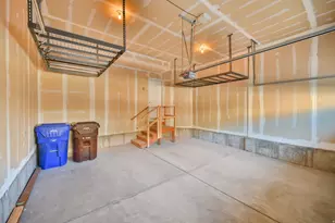 4088 E Oakland Hills Dr, Eagle Mountain, UT 84005 - Photo 34