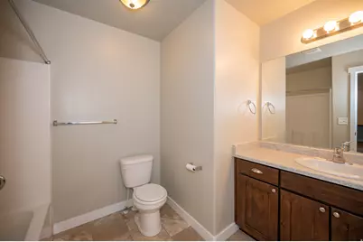 4088 E Oakland Hills Dr, Eagle Mountain, UT 84005 - Photo 28