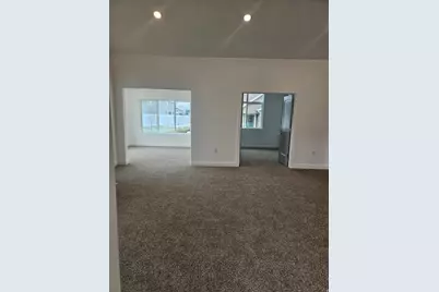 238 E 850 St N #D, Tooele, UT 84074 - Photo 10