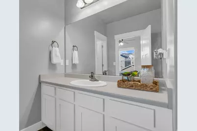1806 W Newcastle Ln #301, Saratoga Springs, UT 84045 - Photo 18