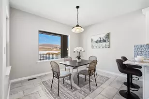 9225 N Mount Airey Dr, Eagle Mountain, UT 84005 - Photo 20