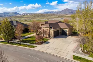 9225 N Mount Airey Dr, Eagle Mountain, UT 84005 - Photo 2