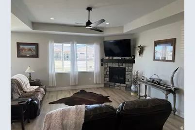 5010 N Bald Eagle Dr, Enoch, UT 84721 - Photo 8