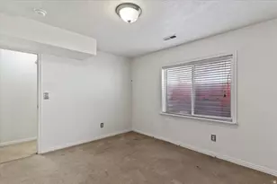 8961 S Mayflower St, West Jordan, UT 84088 - Photo 16