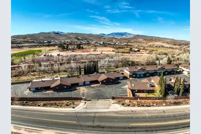 3703 Gates Cir, Santa Clara, UT 84765 - Photo 32